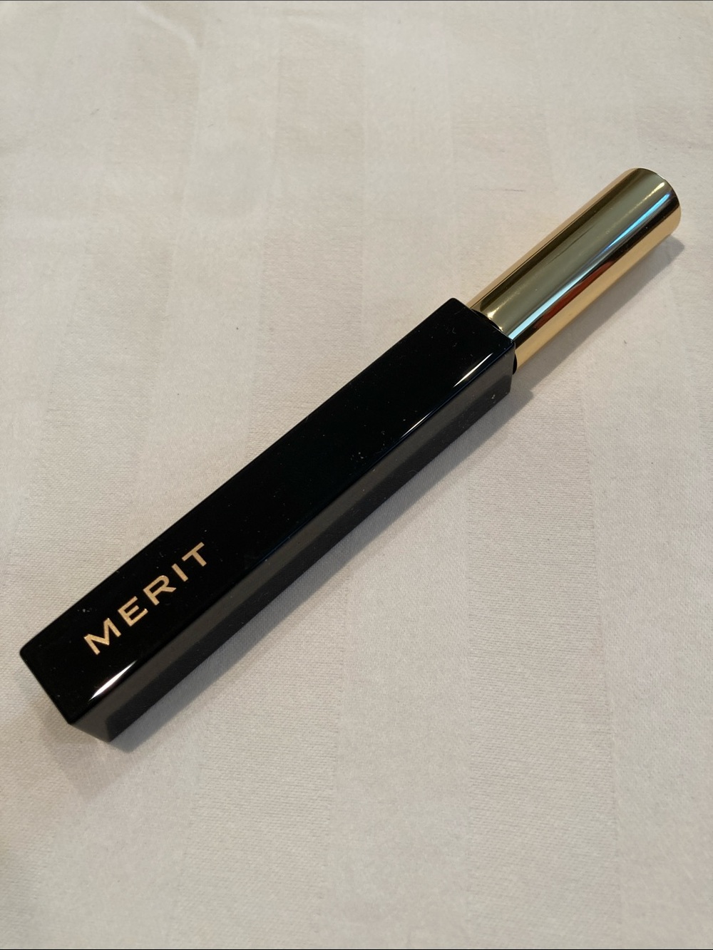 Merit clean lash lengthening tubing black mascara